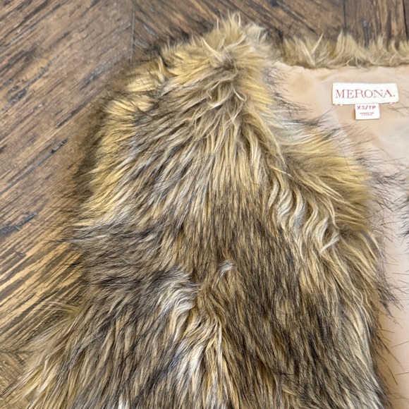 Merona Faux Fur Vest in Brown - Size XS - Picture 5 of 5